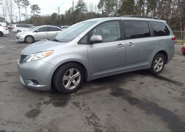 из сша 2014 TOYOTA SIENNA 5TDKK3DC8ES413183