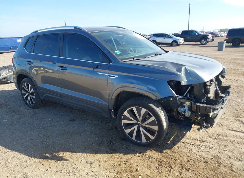 2024 Volkswagen Taos 1.5L photo