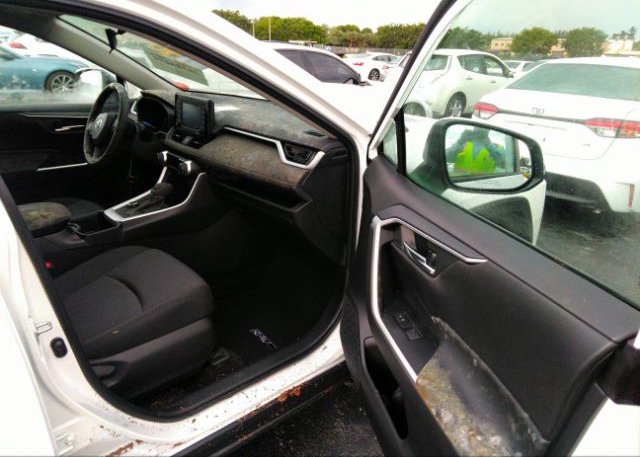 2022 TOYOTA RAV4(VIN: 4T3RWRFV6NU051325