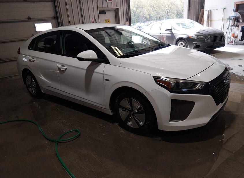 2018 Hyundai Ioniq Hybrid 1.6L photo