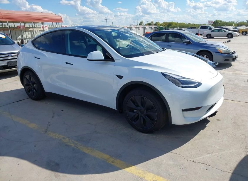 2025 TESLA MODEL Y LONG RANGE DUAL MOTOR ALL-WHEEL DRIVE photo
