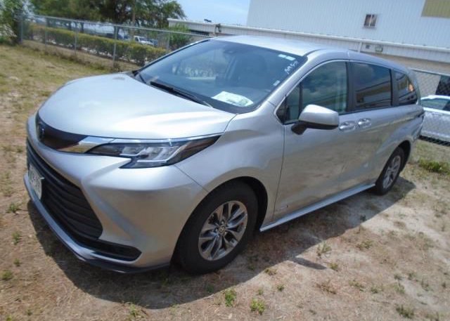 2021 TOYOTA SIENNA(VIN: 5TDKRKEC4MS044518