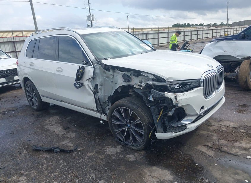 2020 BMW X7 4.4L photo