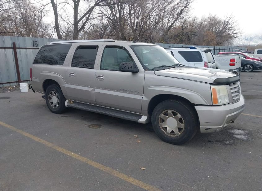 2004 CADILLAC ESCALADE ESV STANDARD photo