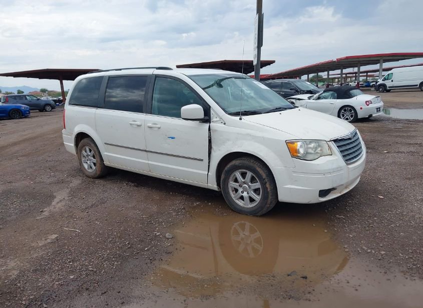 2010 CHRYSLER TOWN & COUNTRY TOURING photo