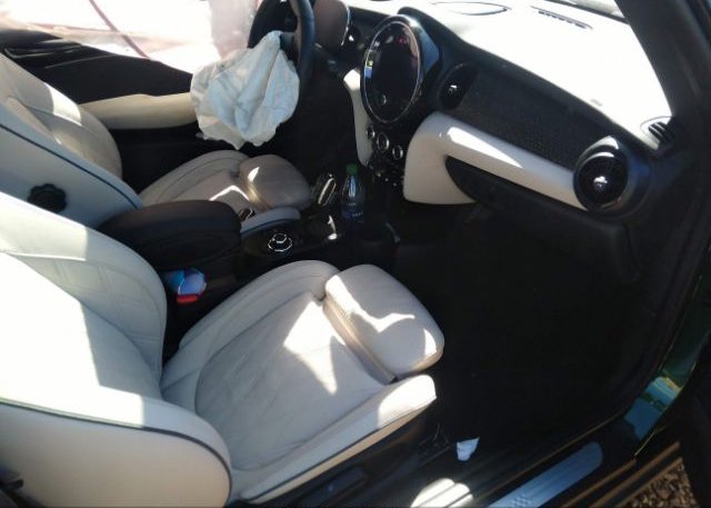 2022 MINI HARDTOP 2 DOOR(VIN: WMW13DJ01N2R30273