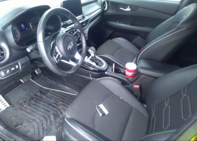 2021 KIA FORTE(VIN: 3KPF34AD4ME351064