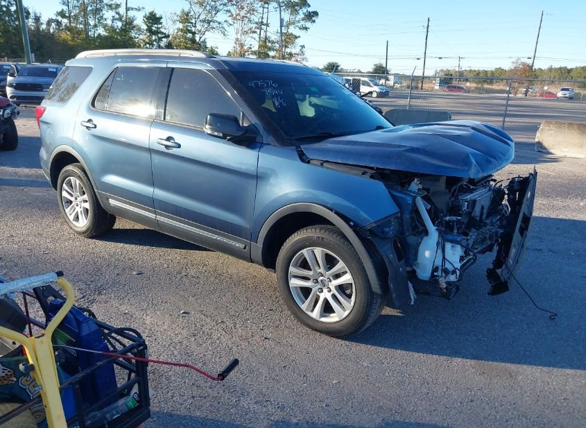 2018 FORD EXPLORER XLT photo