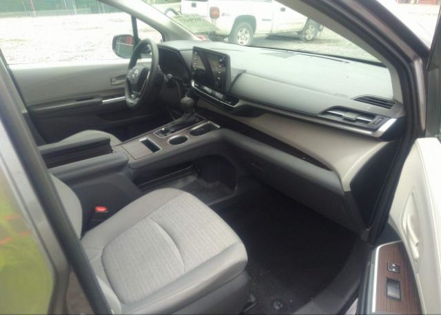 2021 TOYOTA SIENNA(VIN: 5TDKRKEC6MS024481
