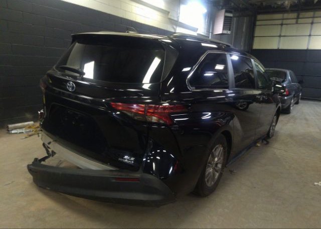 2021 TOYOTA SIENNA(VIN: 5TDYSKFC6MS008133