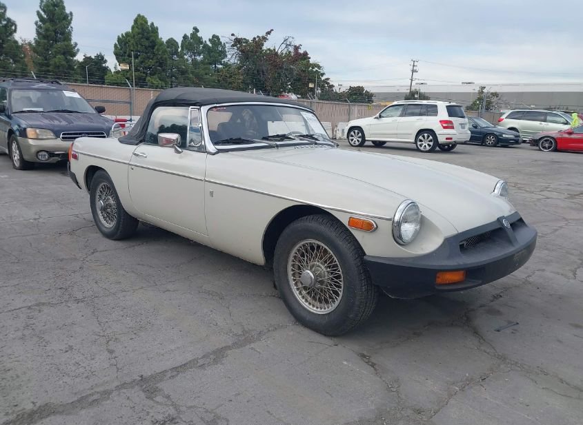1977 MG MGB photo