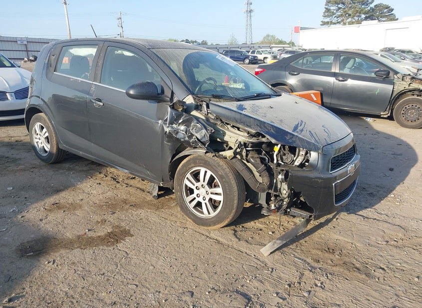 2015 Chevrolet Sonic 1.8L photo