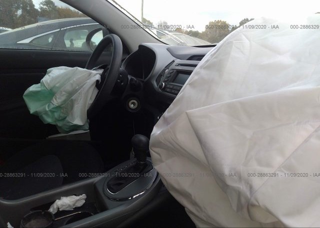пригнать из сша 2016 KIA SPORTAGE KNDPB3AC1G7823492
