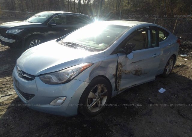 из сша 2013 HYUNDAI ELANTRA KMHDH4AE5DU617187