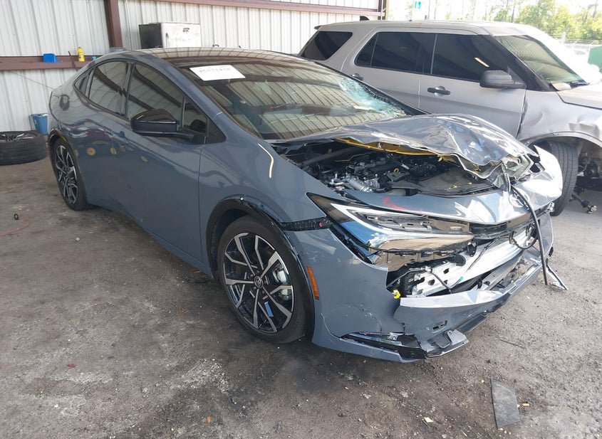 2026 Toyota Prius Plug-In Hybrid 2.0L (VIN: JTDACACU9T3061608)