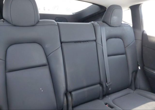 2021 TESLA MODEL Y(VIN: 5YJYGAEE2MF192537