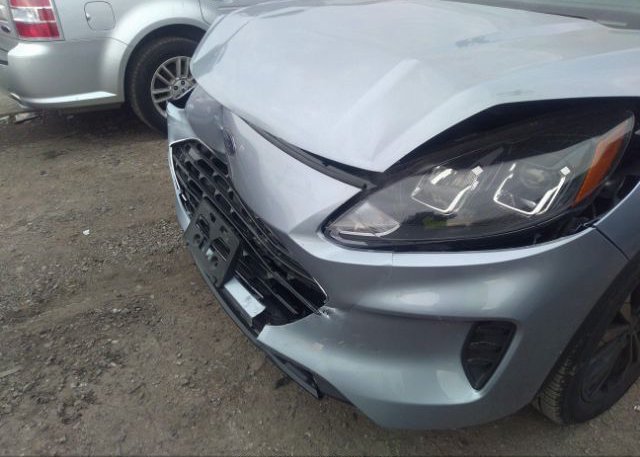 2022 FORD ESCAPE(VIN: 1FMCU0G6XNUB17477
