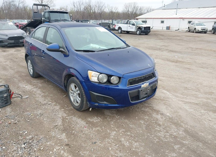 2014 Chevrolet Sonic 1.8L photo