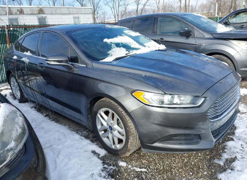 2015 FORD FUSION SE photo