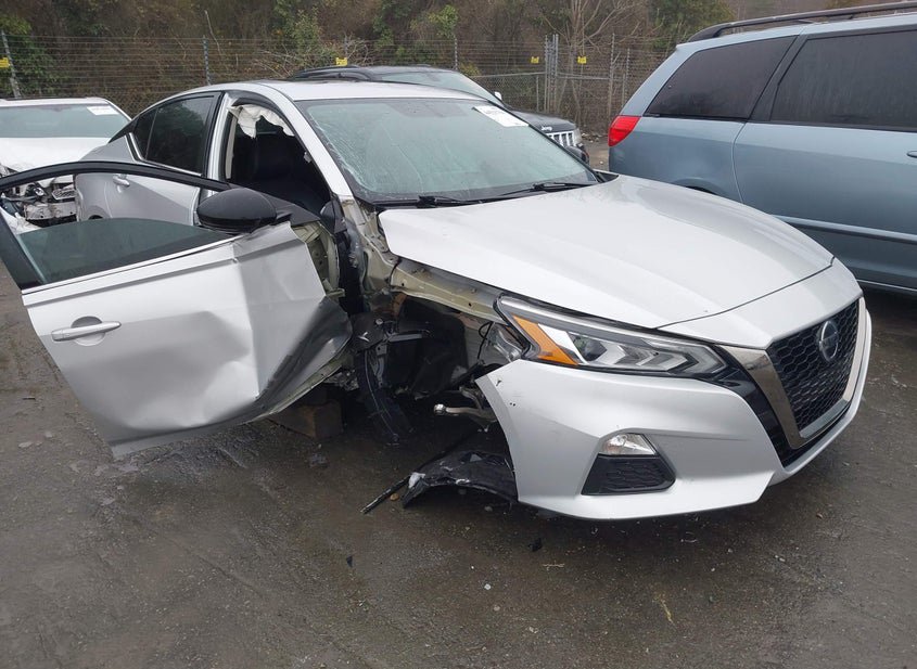 2019 Nissan Altima 2.5L photo