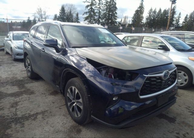 2021 TOYOTA HIGHLANDER (VIN: 5TDHBRCH0MS533620)