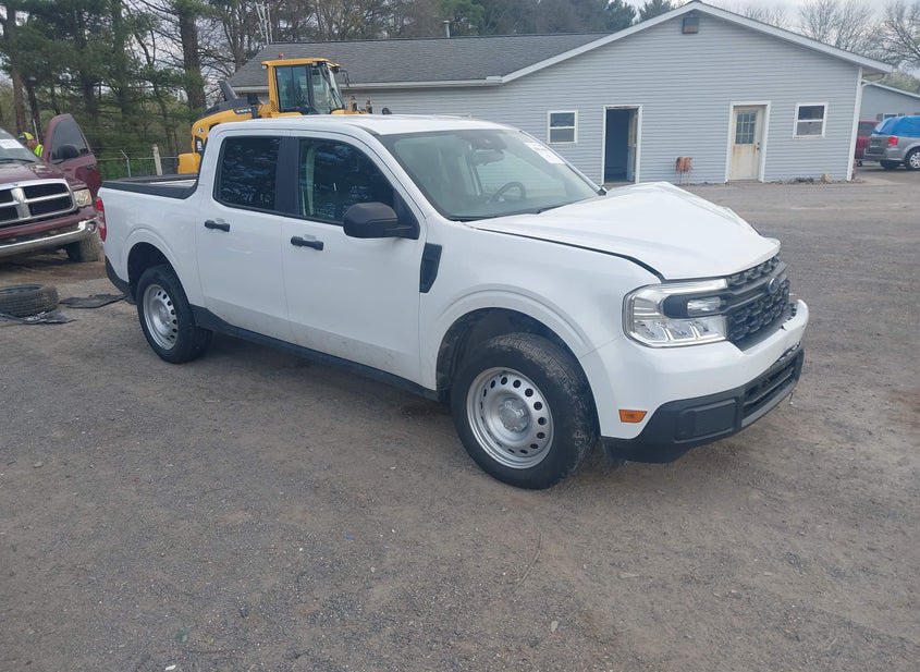 2024 FORD MAVERICK XL photo