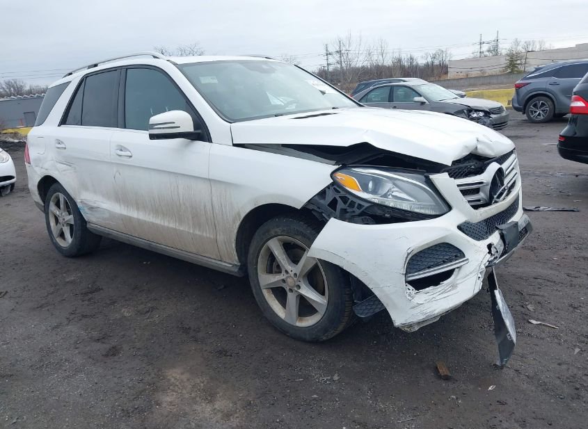 2016 MERCEDES-BENZ GLE 350 4MATIC photo