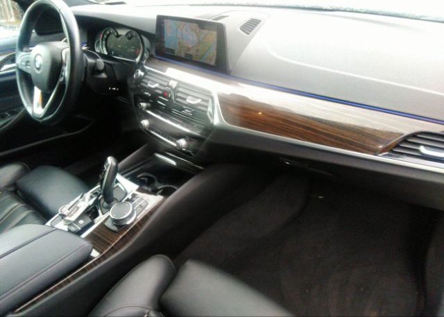 2019 BMW 5 SERIES VIN: WBAJA5C52KBX86216