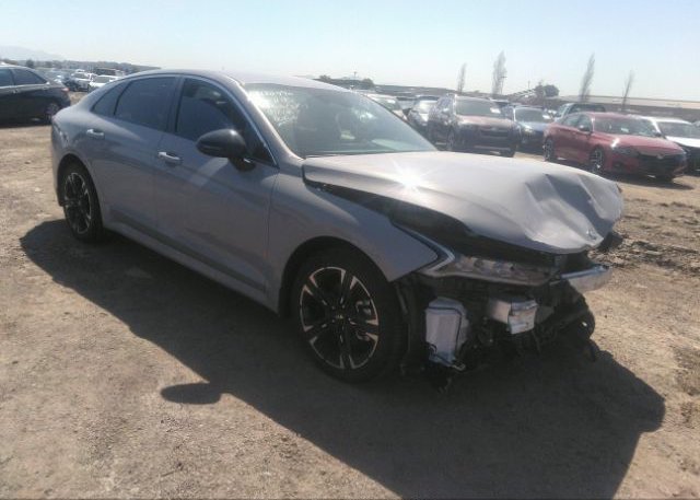 2021 KIA K5 (VIN: 5XXG64J26MG026076)
