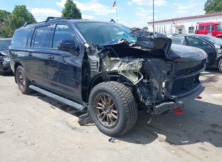 2021 CHEVROLET SUBURBAN 4WD Z71 photo