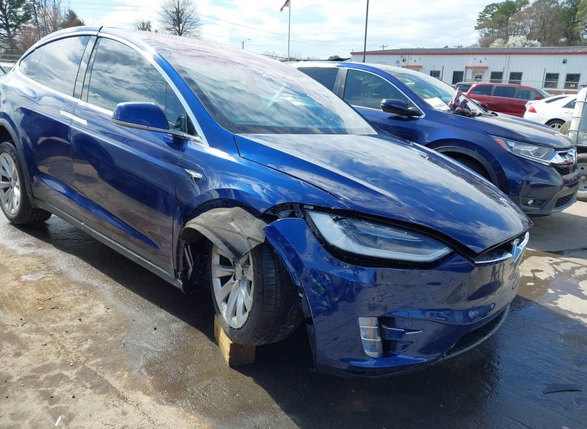 2017 Tesla Model X EL photo
