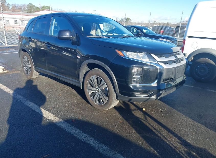 2024 MITSUBISHI OUTLANDER SPORT ES photo