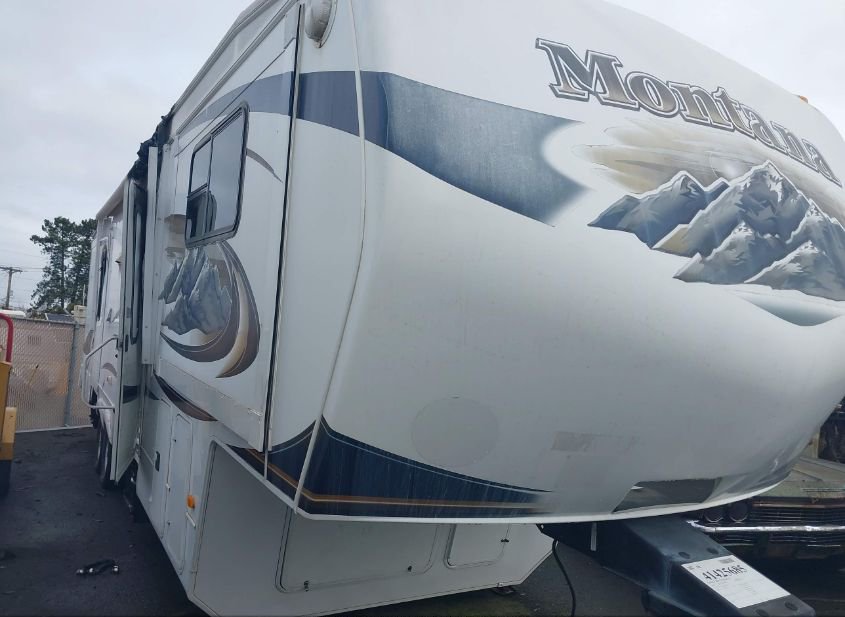 2011 KEYSTONE MONTANA photo