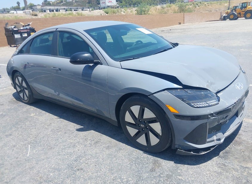 2024 Hyundai Ioniq 6 U NX photo