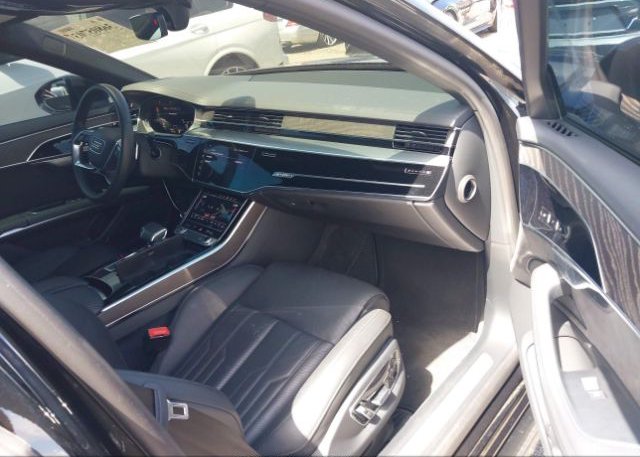 2021 AUDI A8 L(VIN: WAU8EAF83MN030851