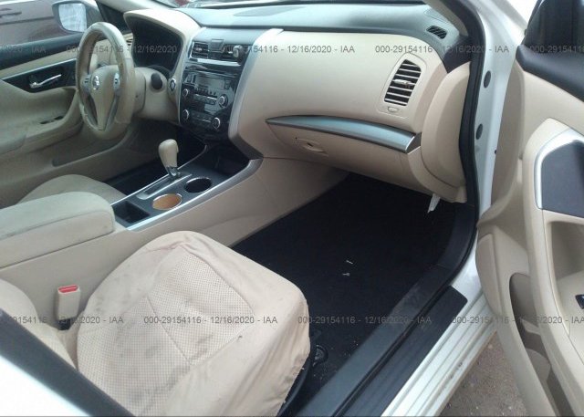 пригнать из сша 2015 NISSAN ALTIMA 1N4AL3AP8FC160780