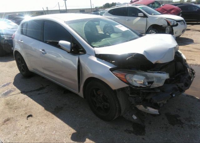 KNAFK5A80G5528685 2016 KIA FORTE 5-DOOR