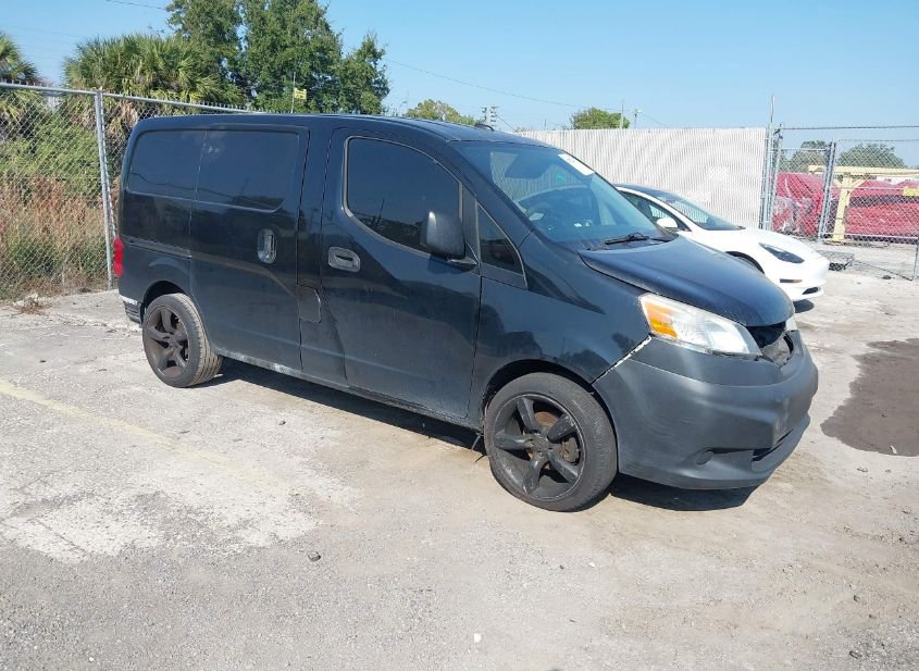 2013 NISSAN NV200 SV photo