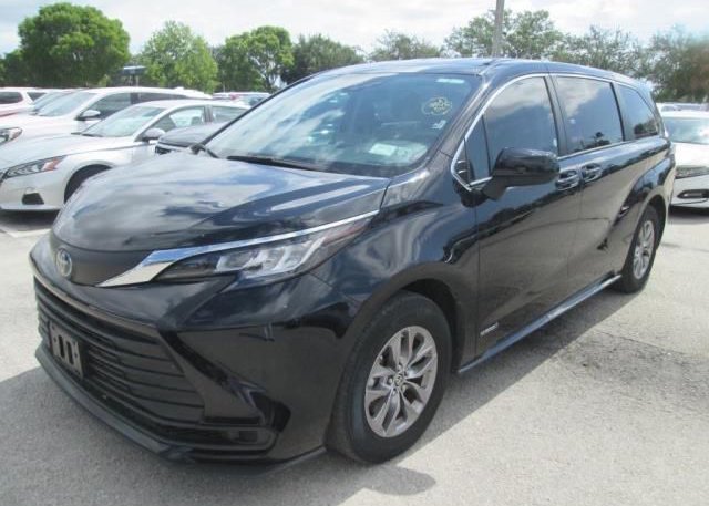 2021 TOYOTA SIENNA(VIN: 5TDKRKEC8MS047082