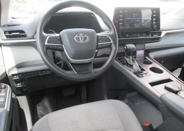 2021 TOYOTA SIENNA(VIN: 5TDKRKEC8MS047082