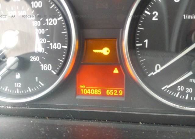 WBAPK7G59BNN78636 2011 BMW 3 SERIES