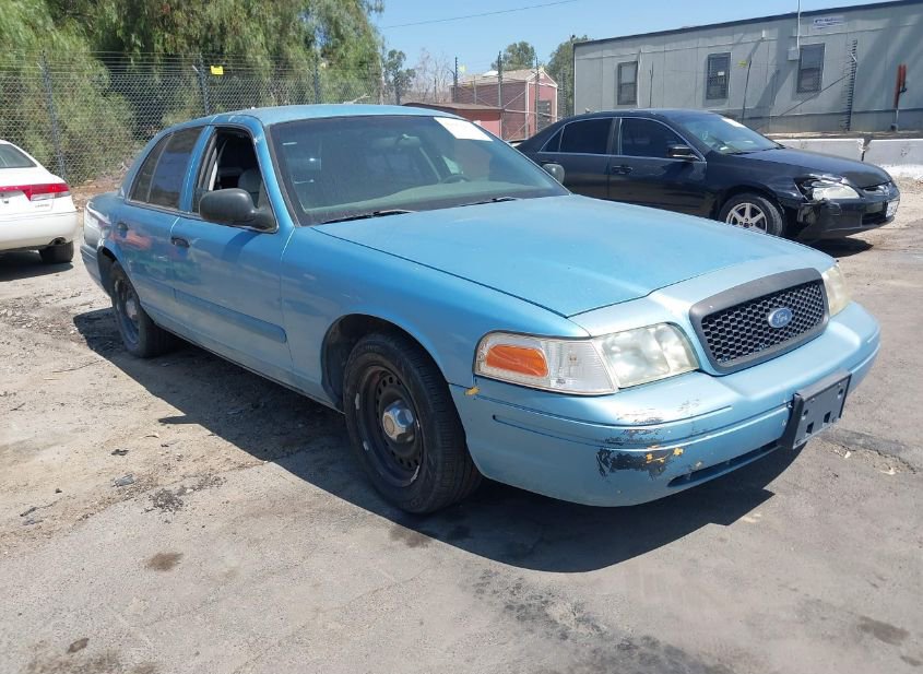 2002 FORD CROWN VICTORIA NATURAL GAS VEHICLE/POLICE/POLICE STREET APPEARANCE photo