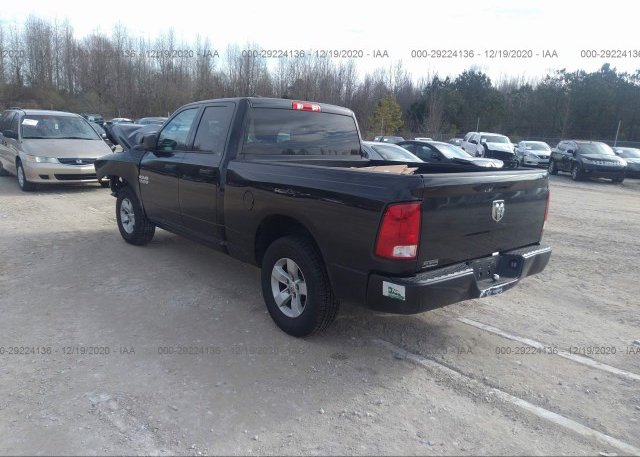 купить 2018 RAM 1500 1C6RR6FG9JS168303