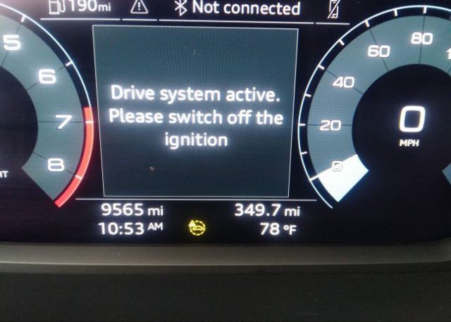 2023 AUDI Q3(VIN: WA1DECF33P1039122