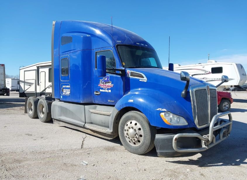 2020 KENWORTH T680 photo