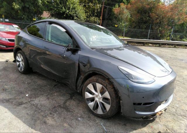 2022 TESLA MODEL Y (VIN: 7SAYGAEE2NF537425)