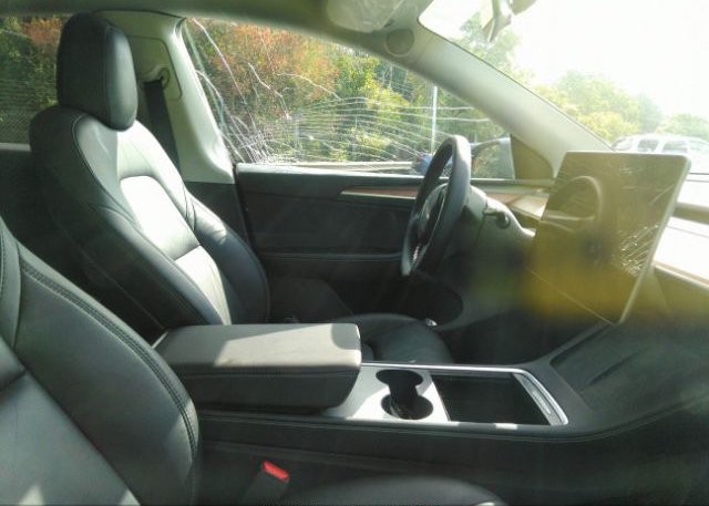 2022 TESLA MODEL Y(VIN: 7SAYGAEE2NF537425