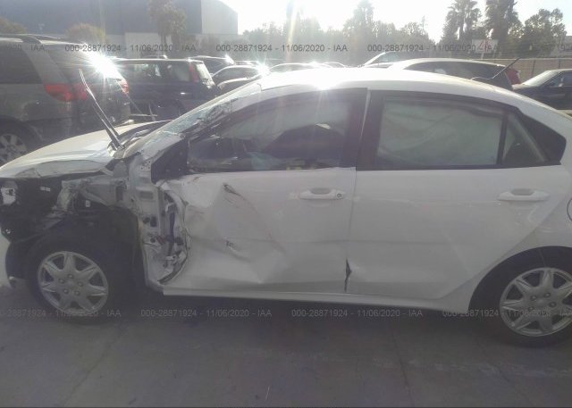 3KPA24AB5KE197957 2019 KIA RIO