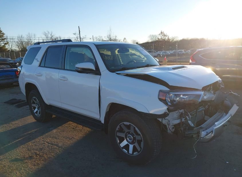 2021 TOYOTA 4RUNNER TRD OFF ROAD PREMIUM photo