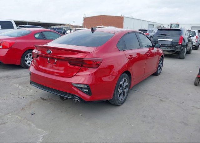 2021 KIA FORTE(VIN: 3KPF24AD2ME305381